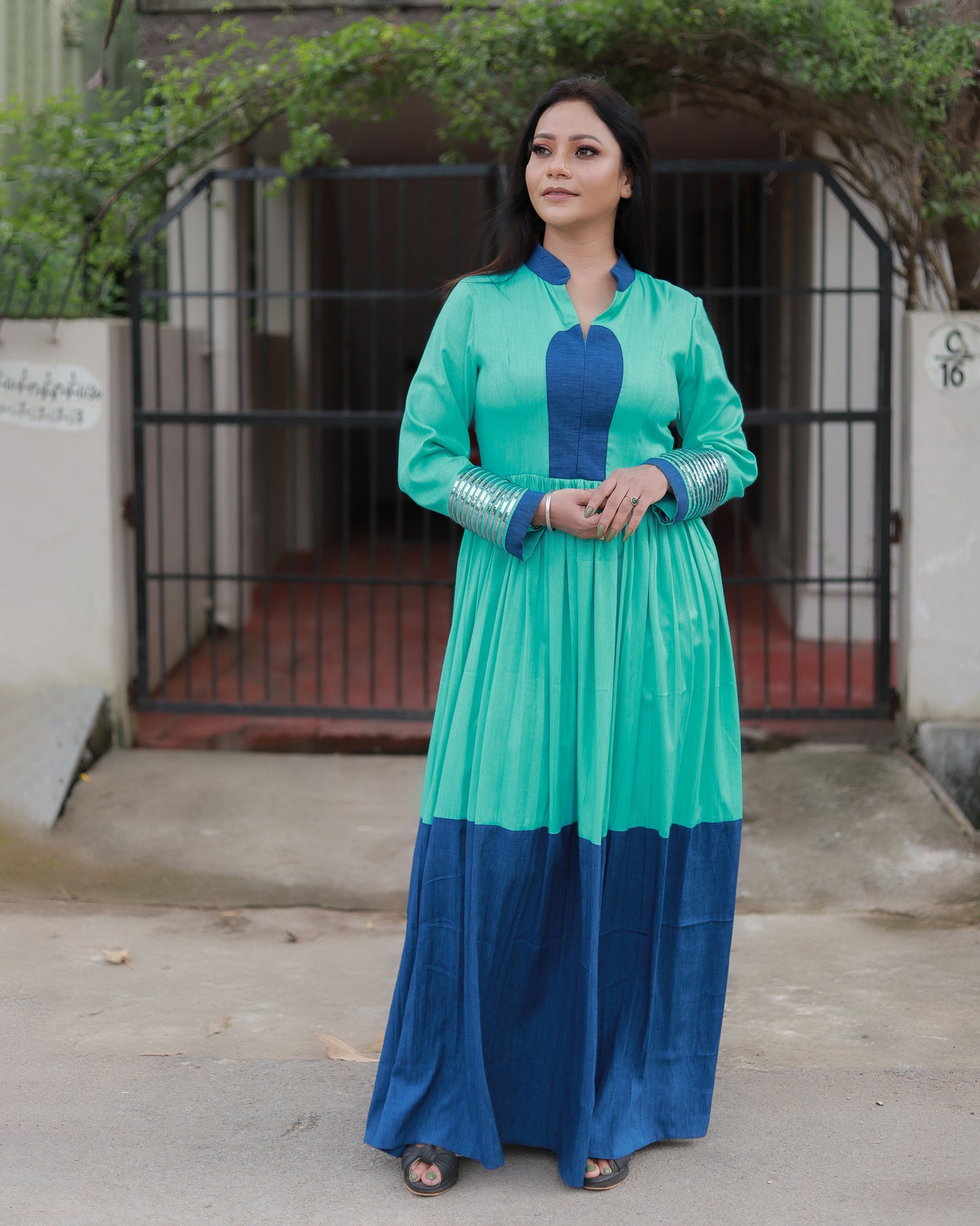 TURQUOISE - NEAVY BLUE DRESS