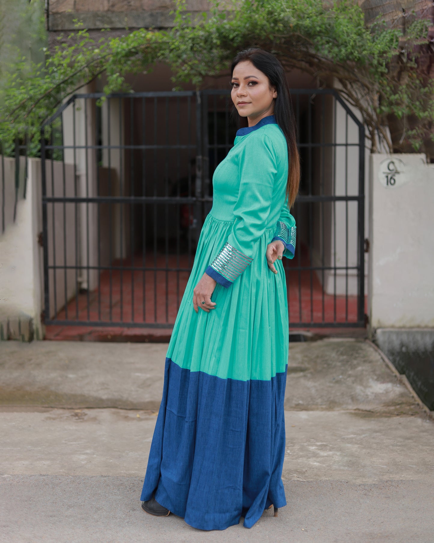 TURQUOISE - NEAVY BLUE DRESS