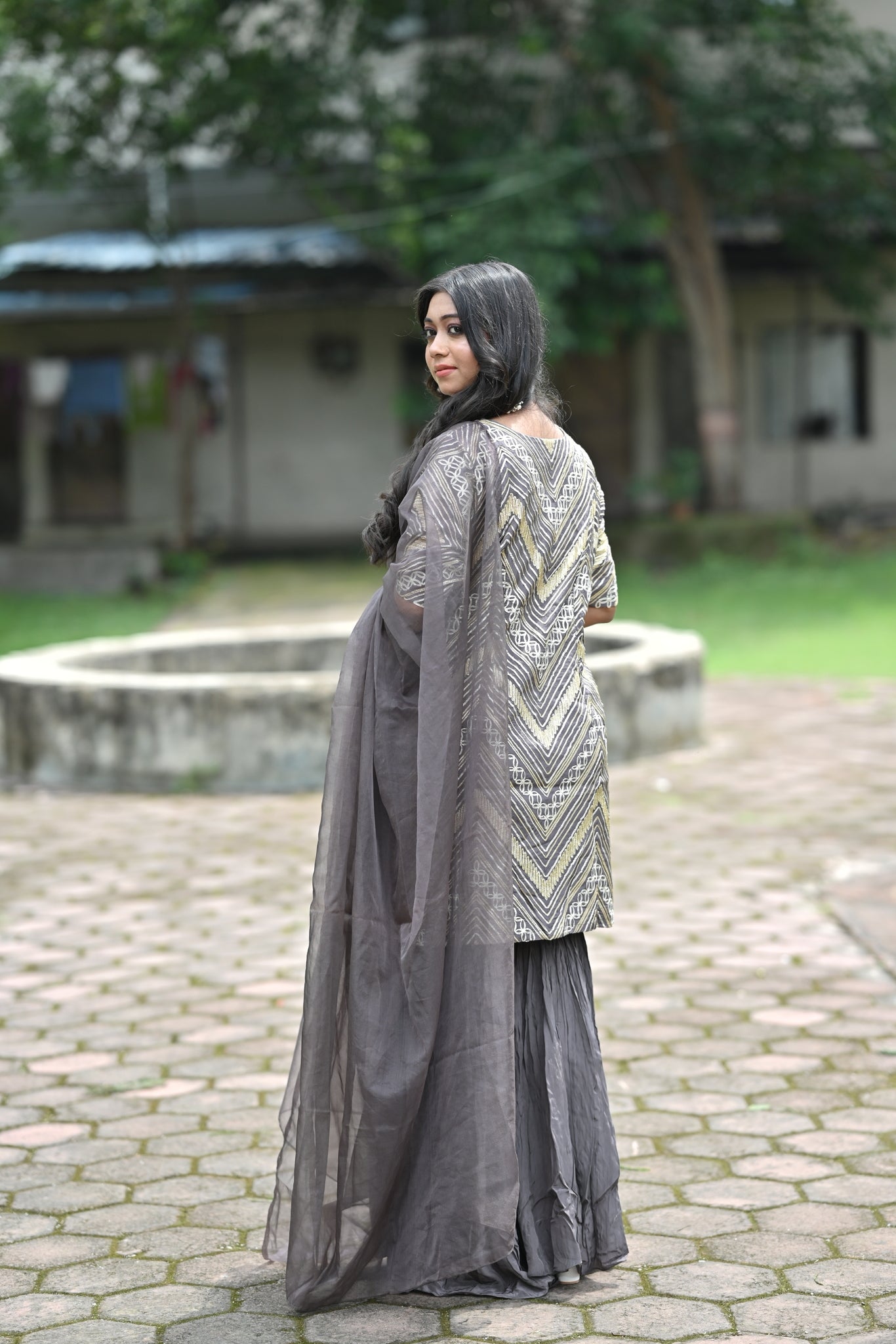 GREY SHARARA SET